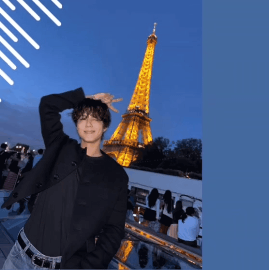 A moment captured by a fan of Park Bogum