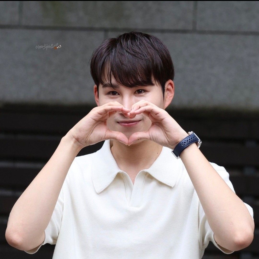 Foto kegiatan terbaru dari Kim Heejae