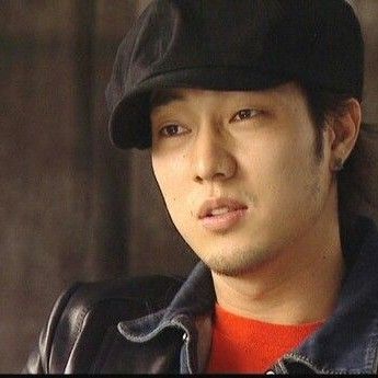 Behind-the-scenes cut of So Jisub
