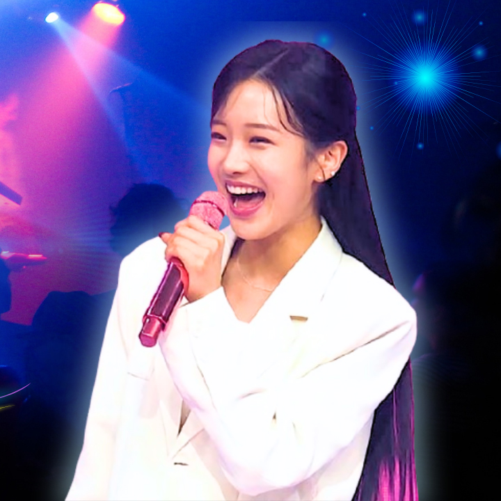 Behind-the-scenes cut of Kim Soyeon (2004)