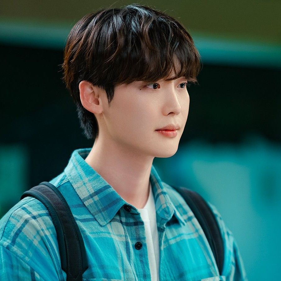 Latest photo of Lee Jongsuk