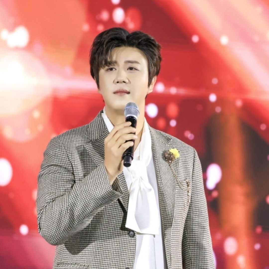 진해성 최근 활동샷