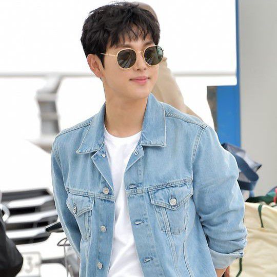 Behind-the-scenes cut of Yim Siwan