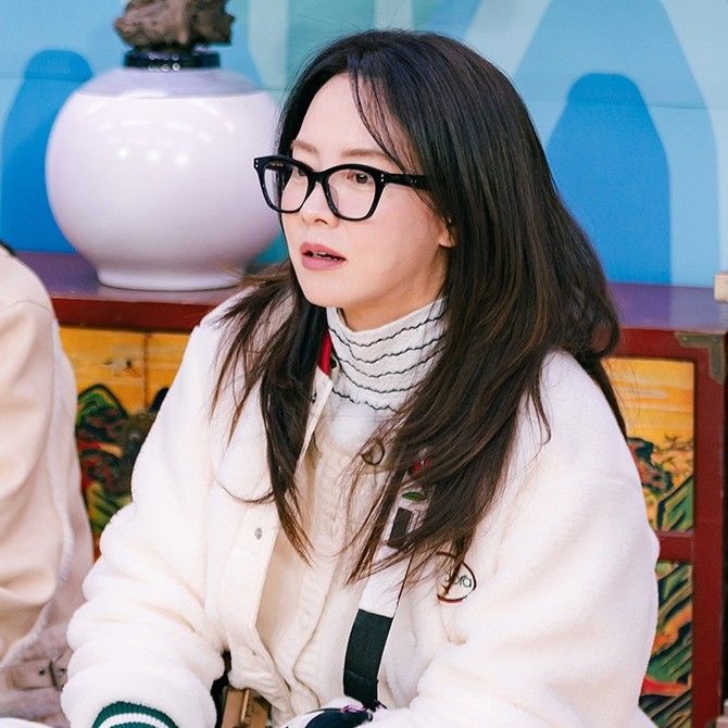 송지효 최근 활동샷