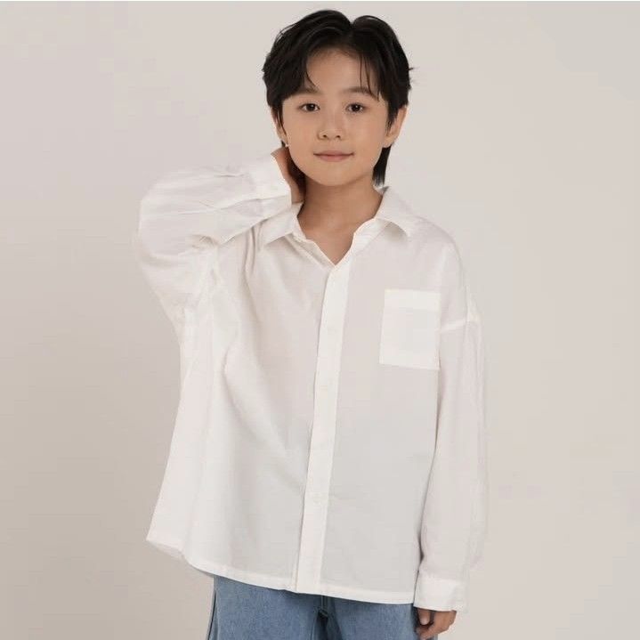 Behind-the-scenes cut of You Jiwoo