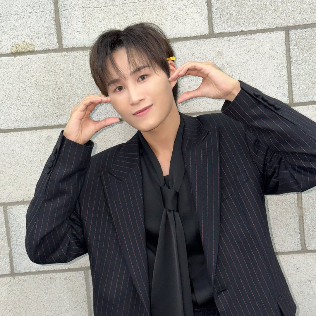 김희재의 비하인드 컷