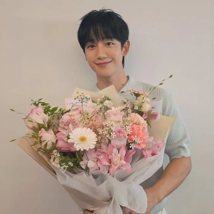 粉絲拍下的丁海寅瞬間