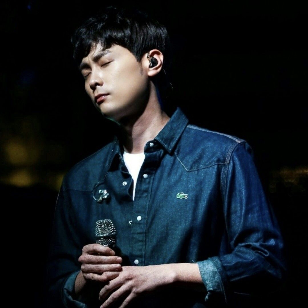 閔庚勳的最新照片