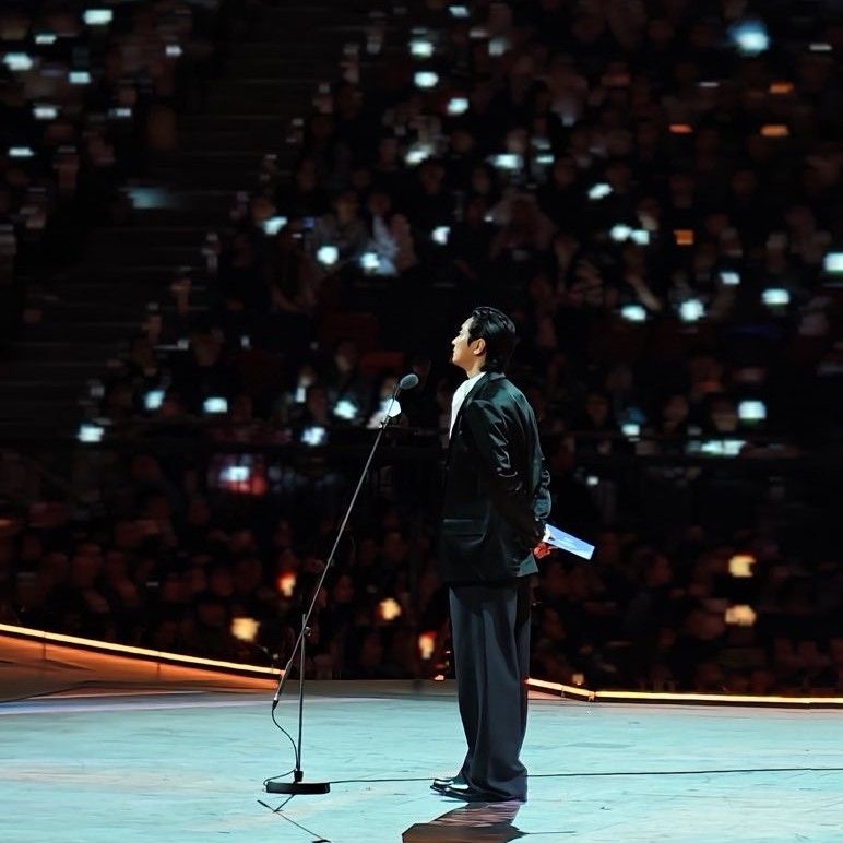 Behind-the-scenes cut of Joo Jihoon