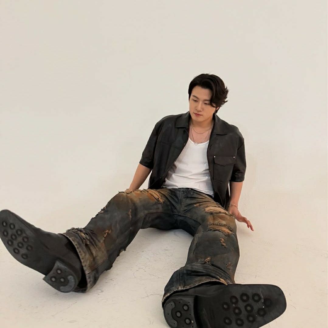 Recent activity shot of Shin Seungho