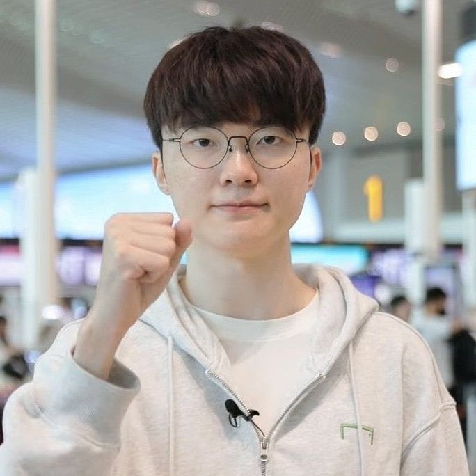Behind-the-scenes cut of Faker