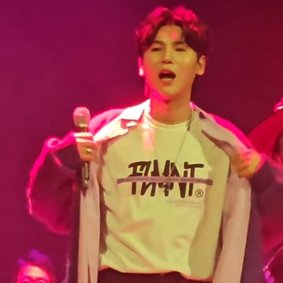 Behind-the-scenes cut of Kim Junsu (1991)