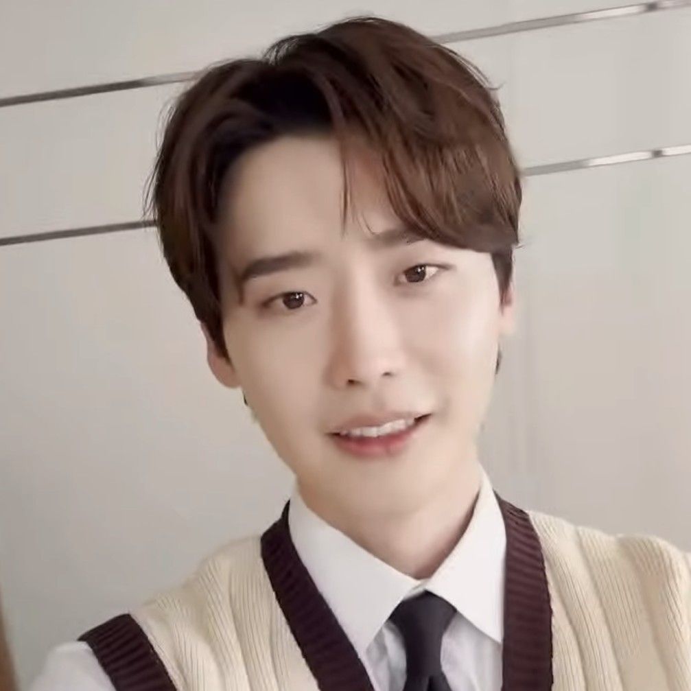 Behind-the-scenes cut of Lee Jongsuk
