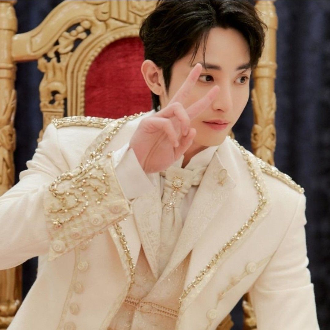 A moment captured by a fan of Lee Soohyuk