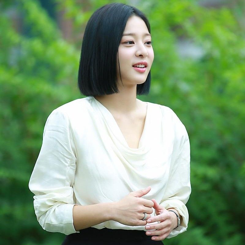 Latest photo of Seol Inah