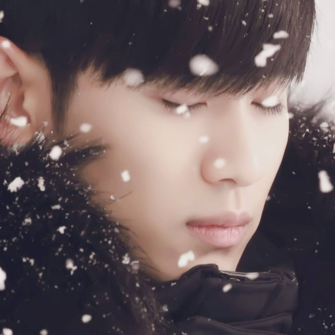 金秀賢的幕後花絮