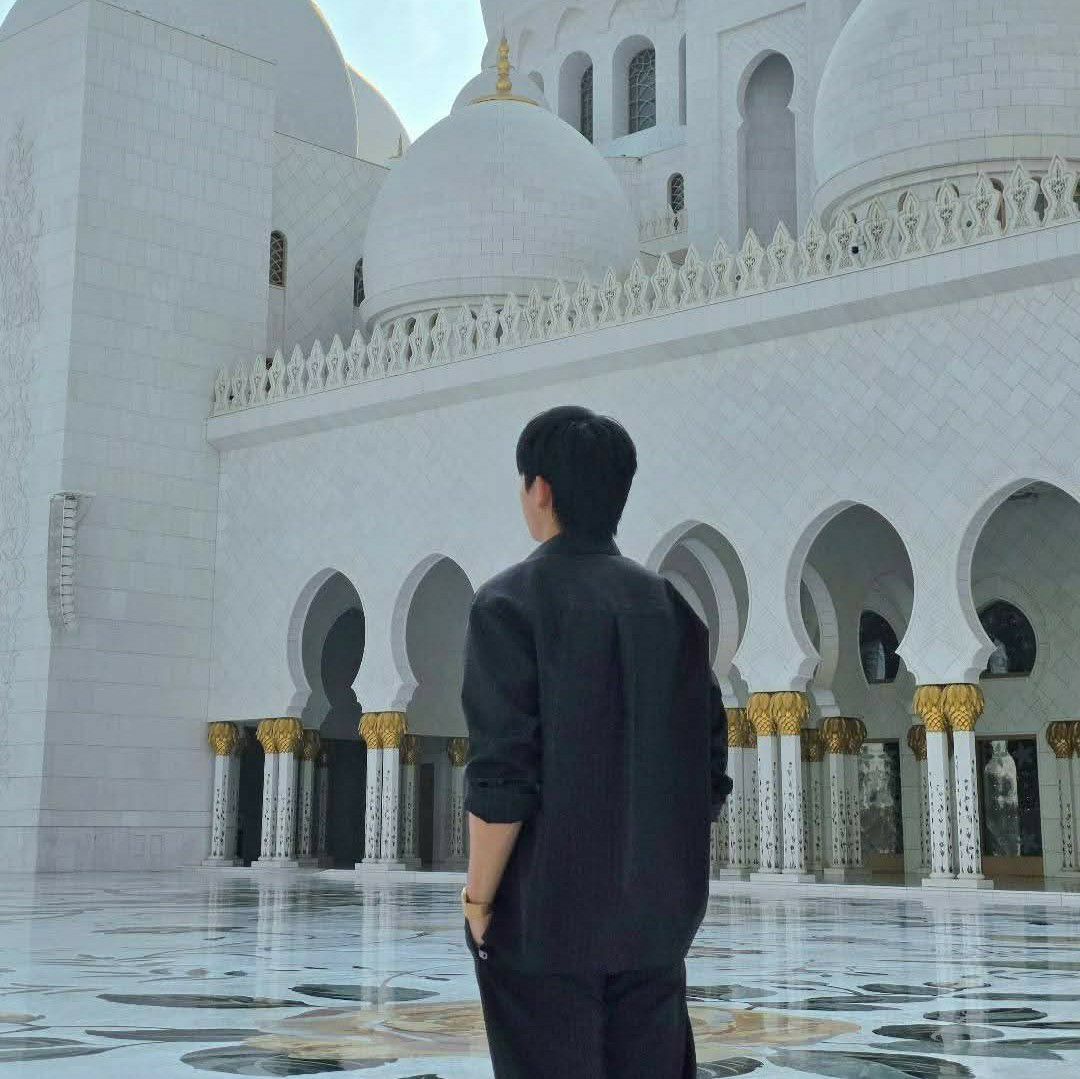 정해인 최근 활동샷