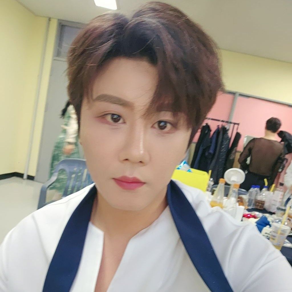 Behind-the-scenes cut of Jin Haesung