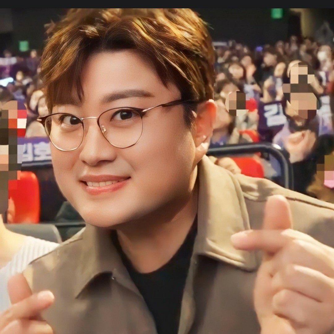 Latest photo of Kim Hojoong