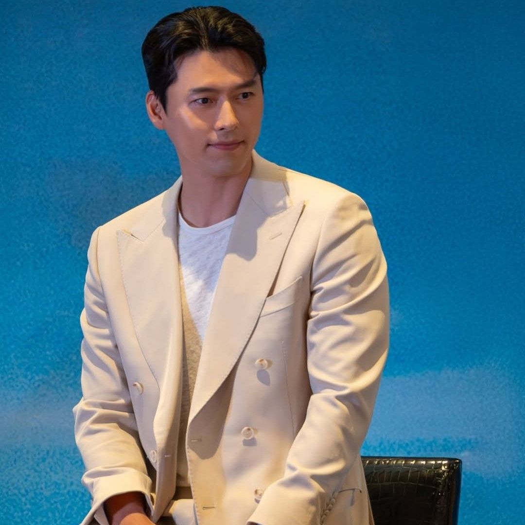 Latest photo of Hyun Bin