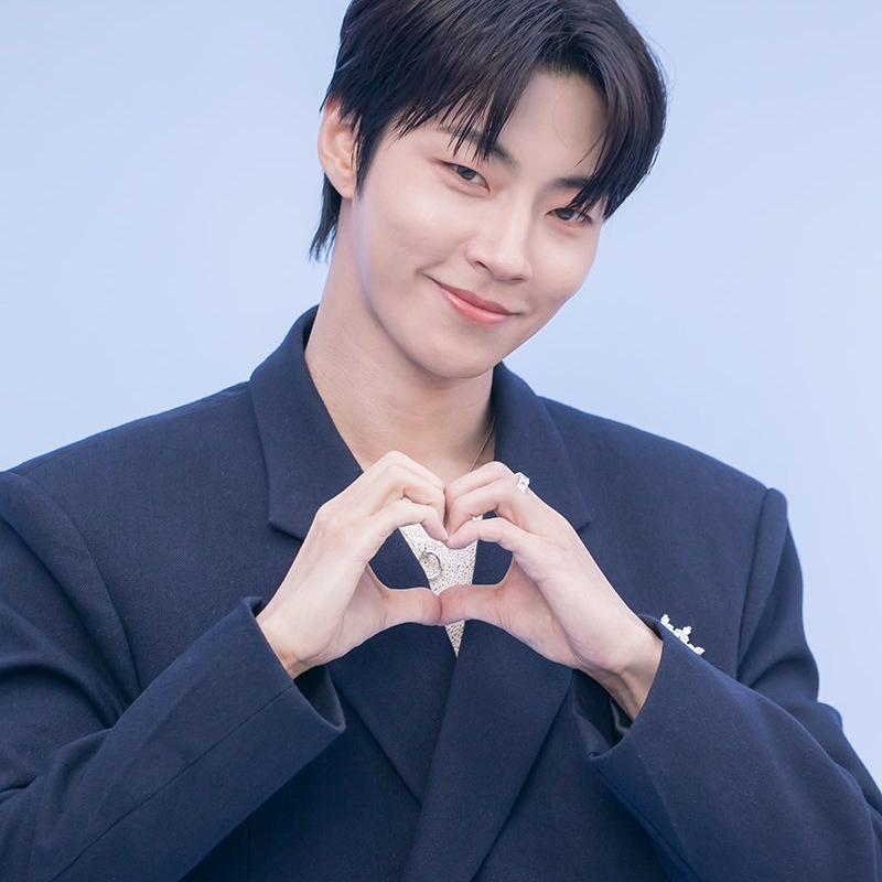 Foto kegiatan terbaru dari Hwang Inyoup