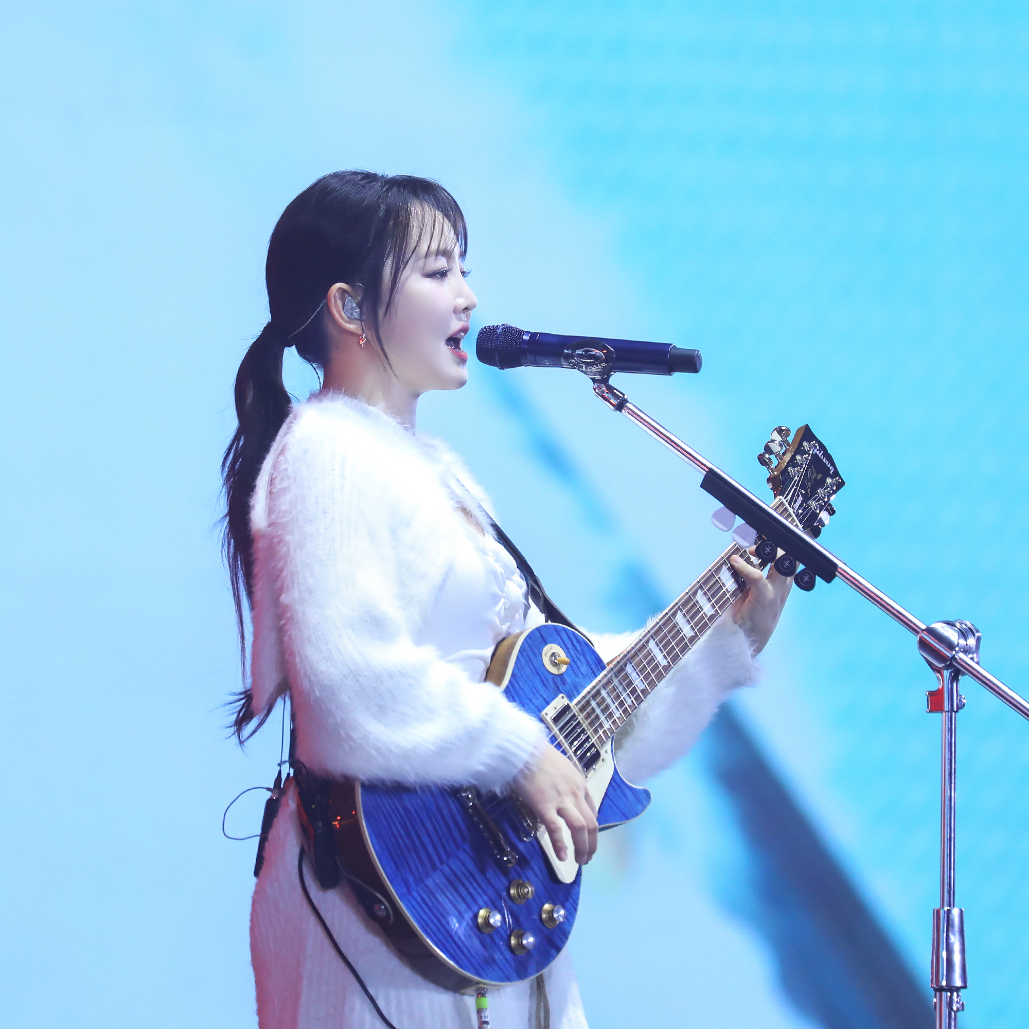 Recent activity shot of Younha