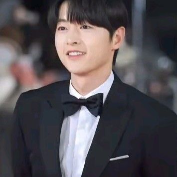 Cuplikan di balik layar dari Song Joongki