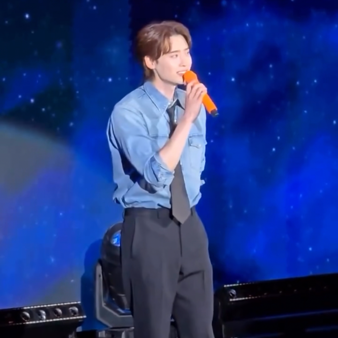 李鍾碩的最新照片