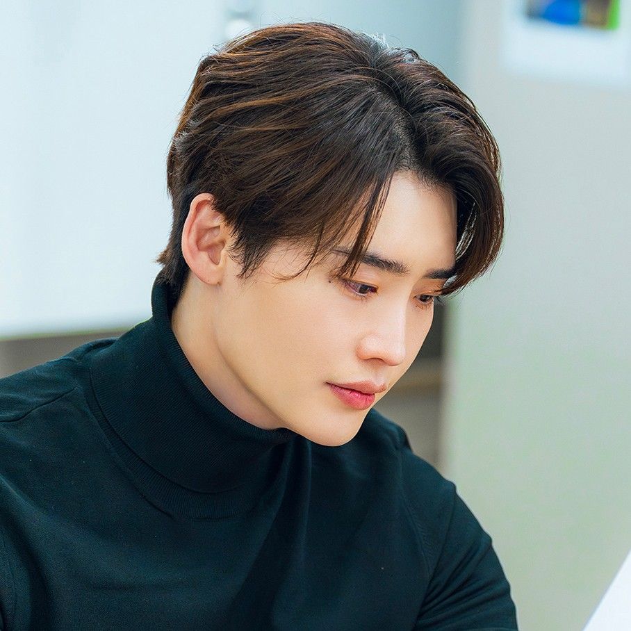 Behind-the-scenes cut of Lee Jongsuk