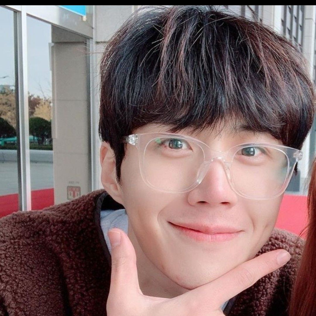 Recent activity shot of Kim Seonho