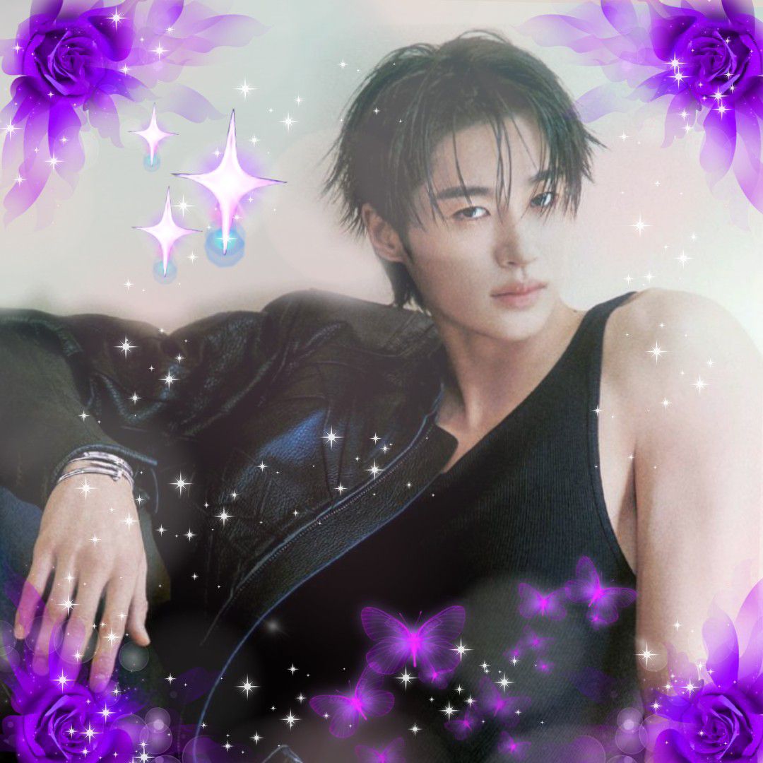 Latest photo of Byeon Wooseok