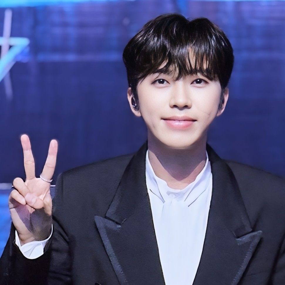 Foto terbaru dari Lim Youngwoong