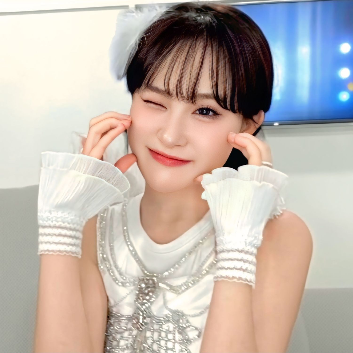 김다현의 비하인드 컷