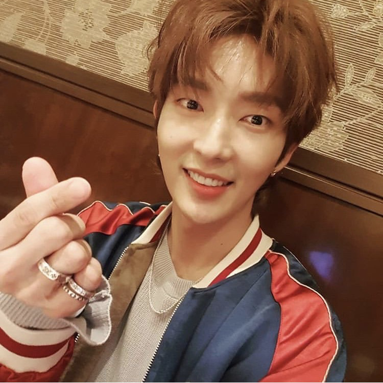 A moment captured by a fan of Lee Joongi