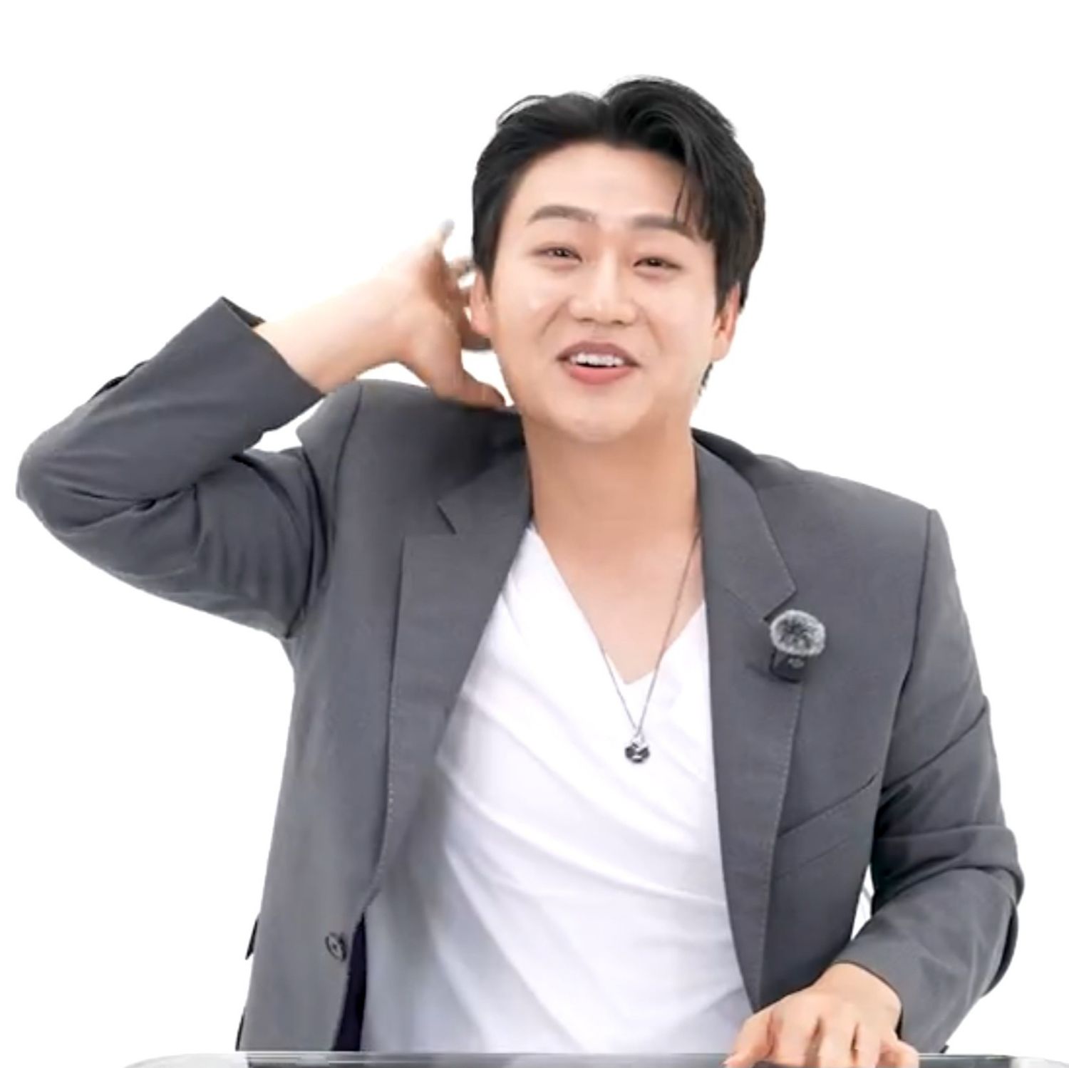 Behind-the-scenes cut of Min Soohyun