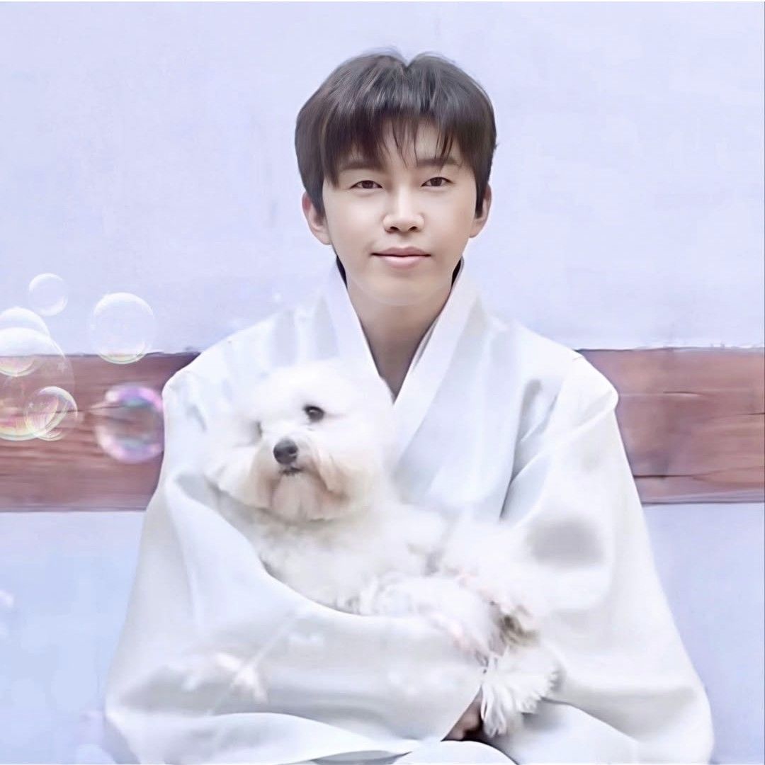 임영웅 최근 활동샷