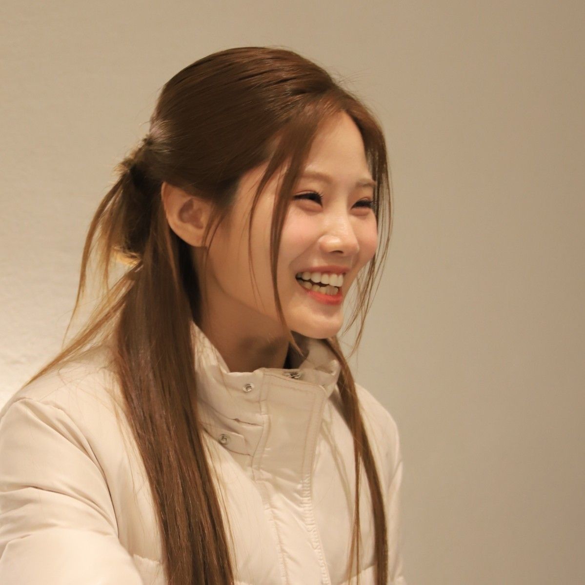 A moment captured by a fan of Bae Ahyeon