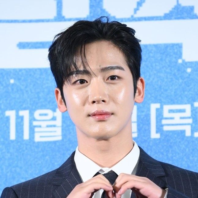 Behind-the-scenes cut of Kim Yohan