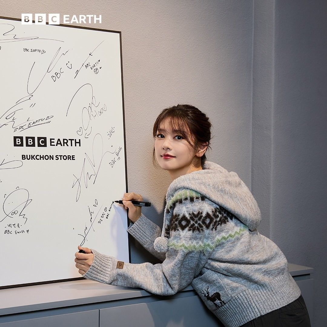 Recent activity shot of Jung Somin