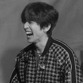 粉絲拍下的李承允瞬間