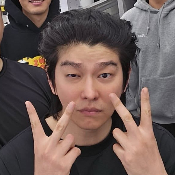 윤균상 최근 활동샷