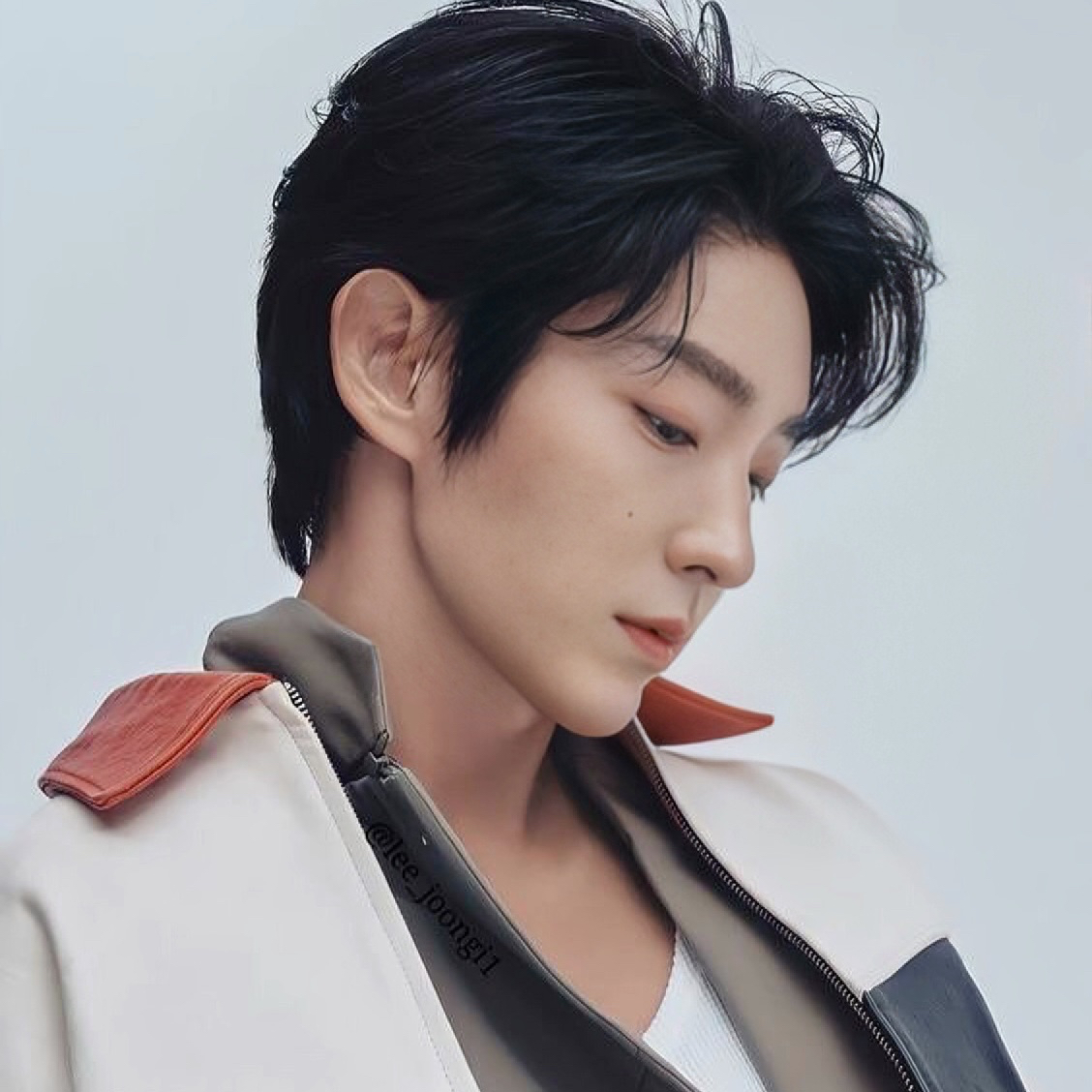 Recent activity shot of Lee Joongi