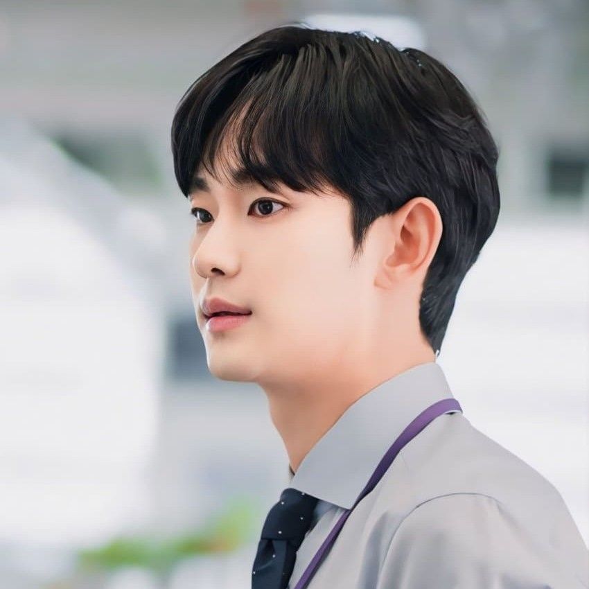 Recent activity shot of Kim Soohyun