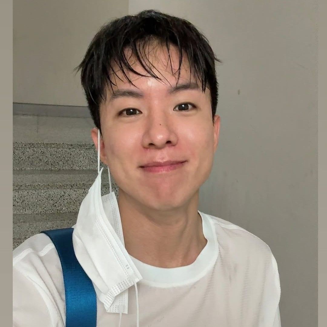 A moment captured by a fan of Na Taejoo
