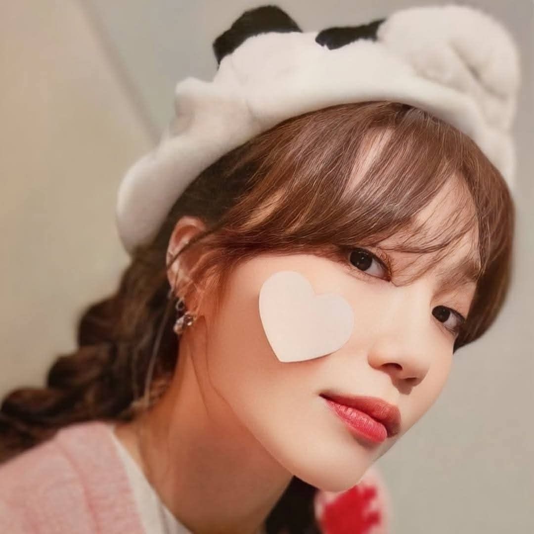 Recent activity shot of Jung Eunji