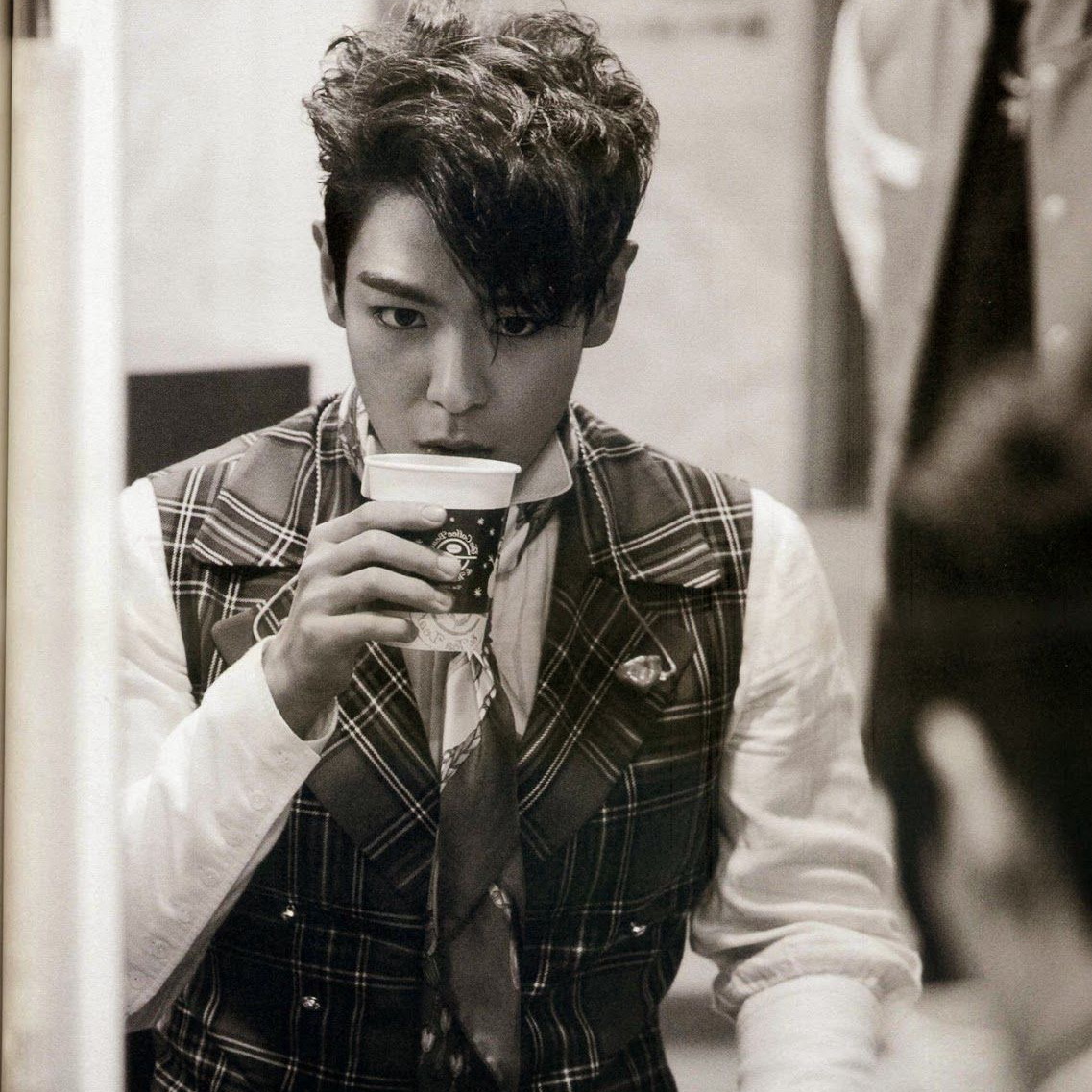 Behind-the-scenes cut of T.O.P