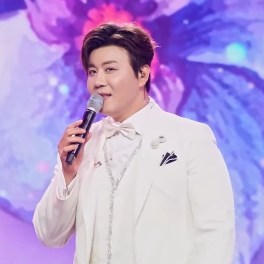 진해성의 비하인드 컷