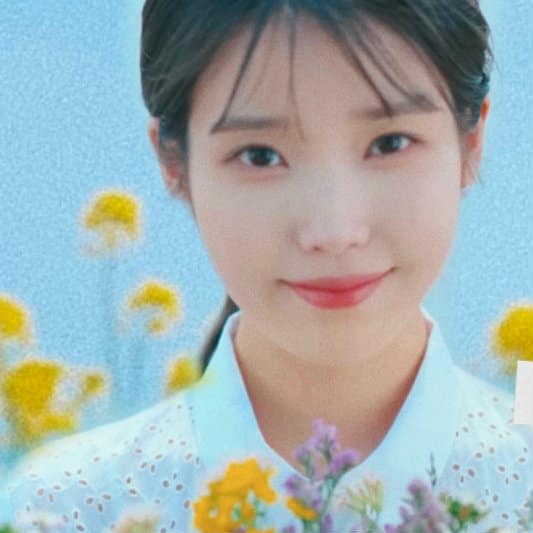 Behind-the-scenes cut of IU