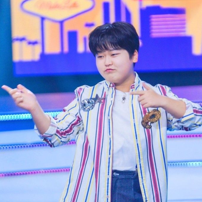 Behind-the-scenes cut of Park Sungon