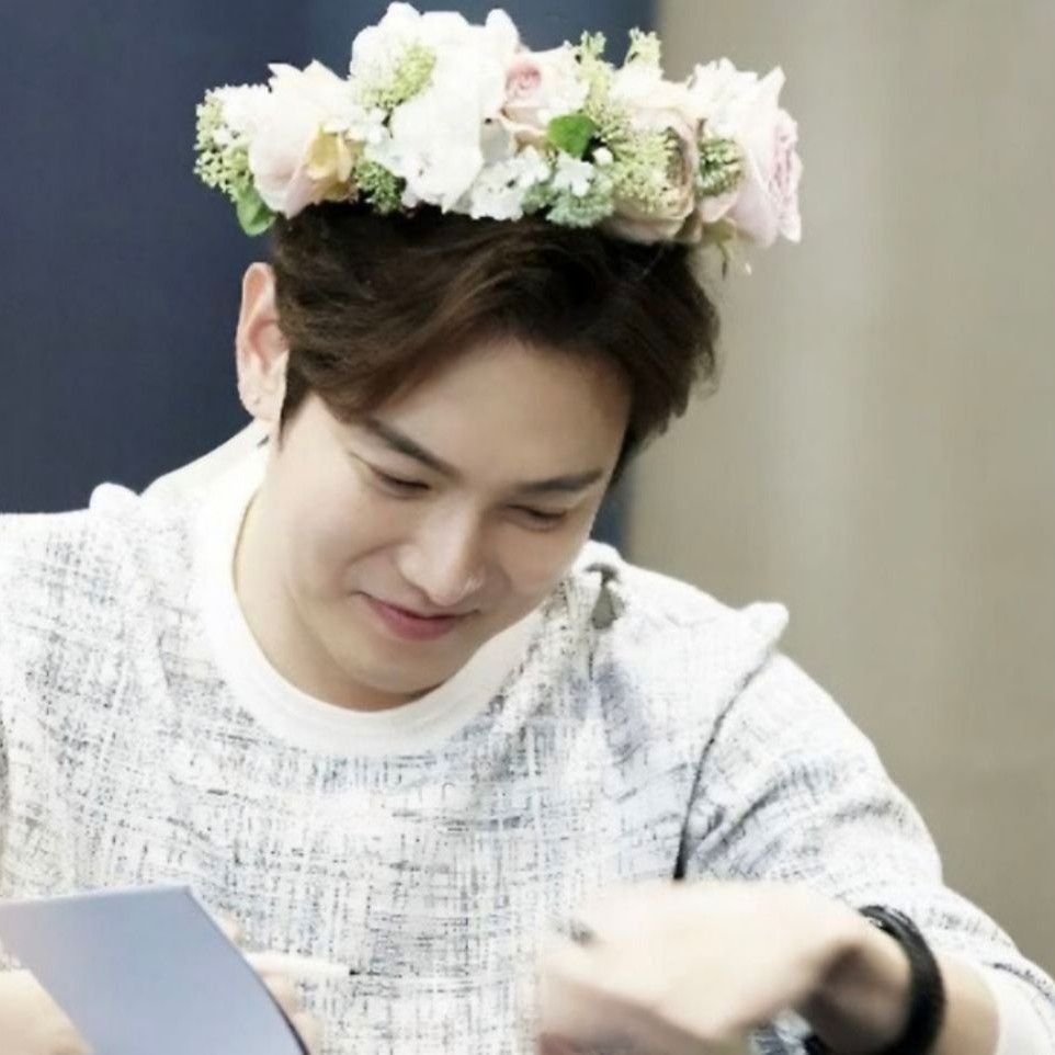 Recent activity shot of Hwanhee